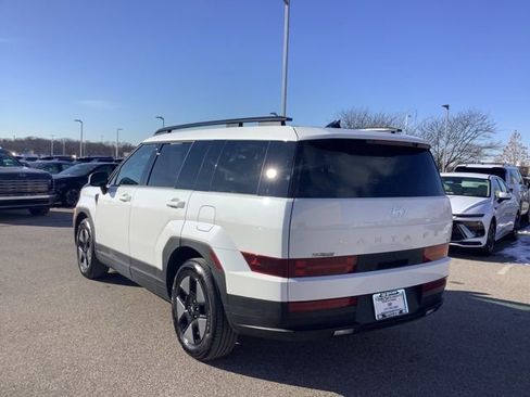 Certified 2026 Hyundai Santa Fe SEL image 8