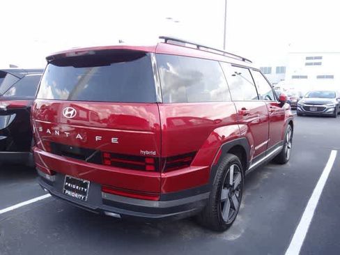 Used 2025 Hyundai Santa Fe Limited FWD image 6