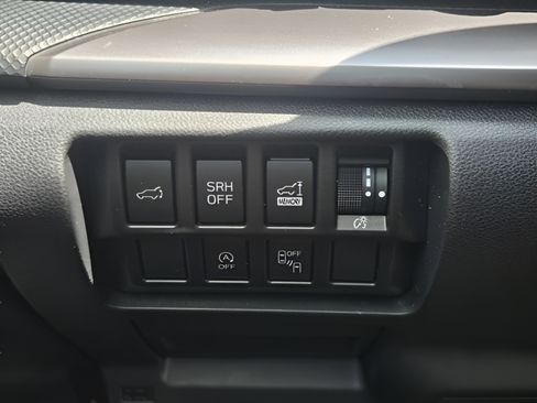 Used 2023 Subaru Forester Premium AWD/4WD image 14