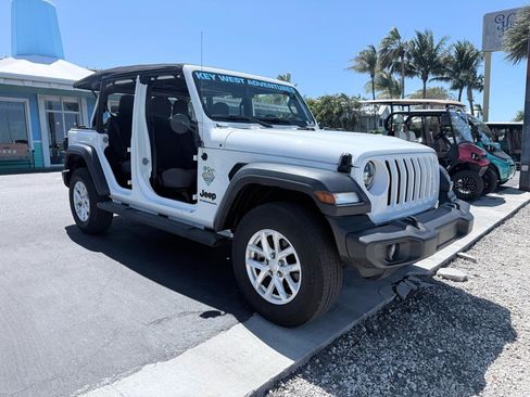 Used 2023 Jeep Wrangler Unlimited Sport image 7