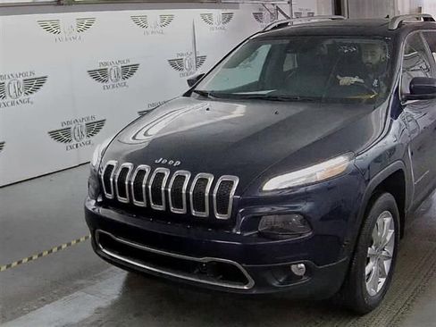 Used 2016 Jeep Cherokee Limited w/ Luxury Group image 3