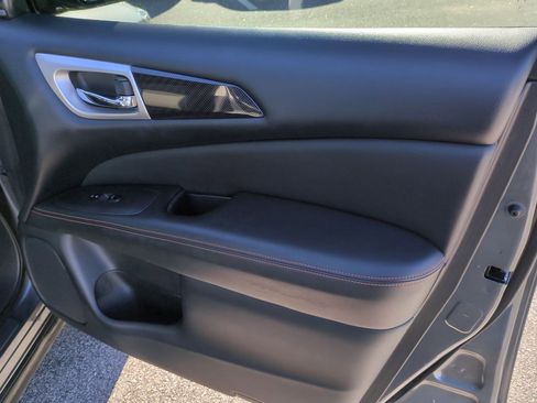 Used 2020 Nissan Pathfinder SV w/ Rock Creek Edition image 38