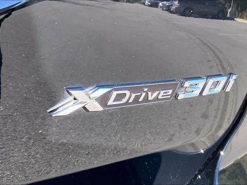 Used 2023 BMW X3 xDrive30i AWD/4WD image 9