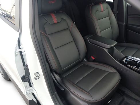 New 2026 Chevrolet Trax RS w/ Driver Confidence Package image 27