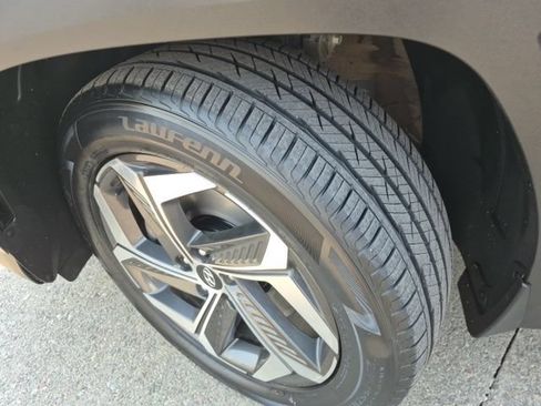 Used 2023 Hyundai Tucson Limited w/ Winter Package AWD/4WD image 43