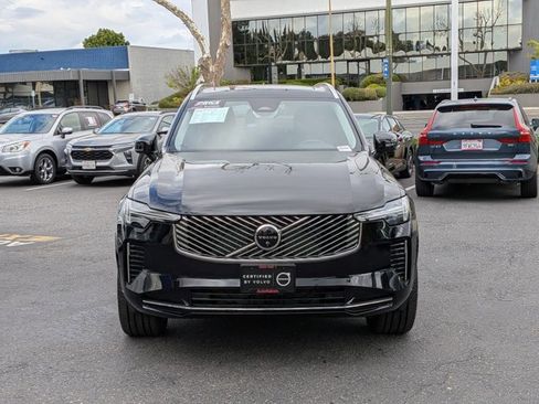 Used 2026 Volvo XC90 B5 Plus w/ Protection Package image 2