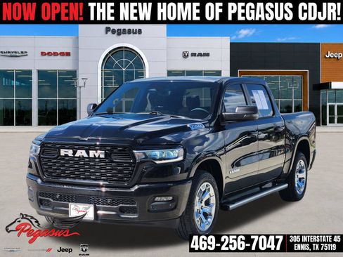 Used 2025 RAM 1500 Lone Star RWD image 2