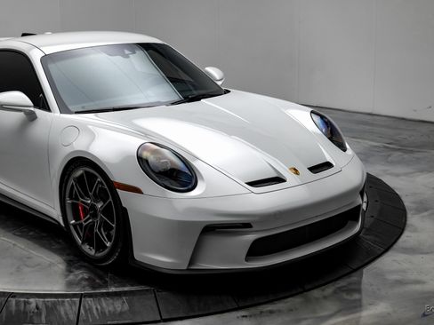 Used 2023 Porsche 911 GT3 image 26