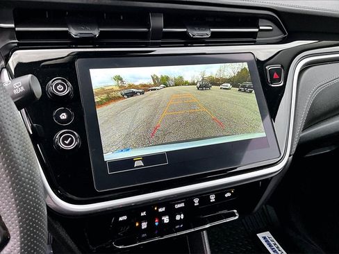 Used 2023 Chevrolet Bolt EUV LT image 13