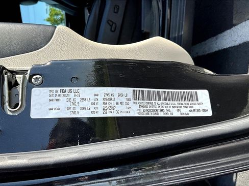 Used 2019 Dodge Grand Caravan SXT FWD image 18