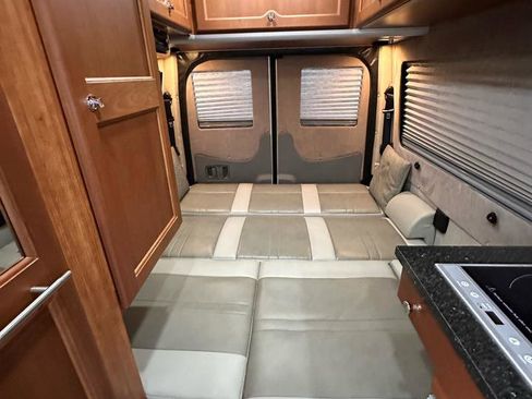 Used 2016 Mercedes-Benz Sprinter 2500 image 81