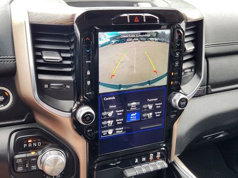 Used 2020 RAM 1500 Laramie image 19