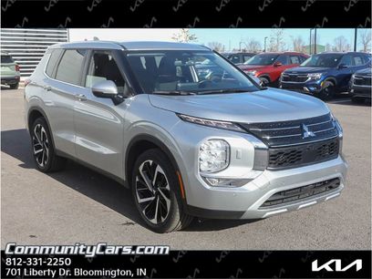 Used 2024 Mitsubishi Outlander SE