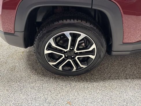 Used 2022 Jeep Compass Limited image 22