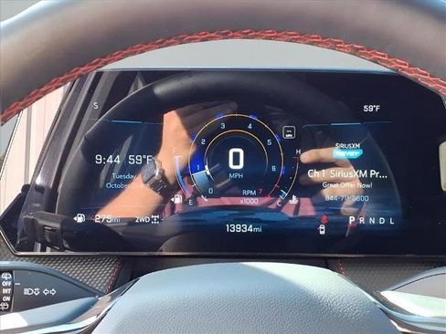 Used 2025 Chevrolet Equinox RS w/ Safety and Technology Package image 17