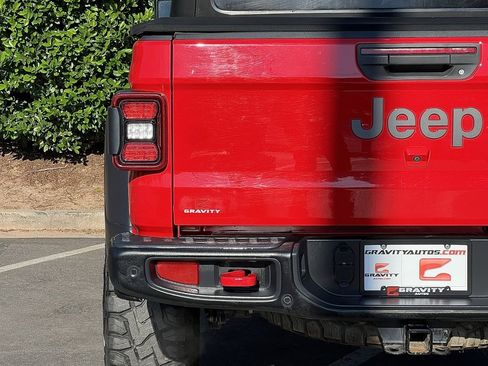 Used 2020 Jeep Gladiator Rubicon image 14