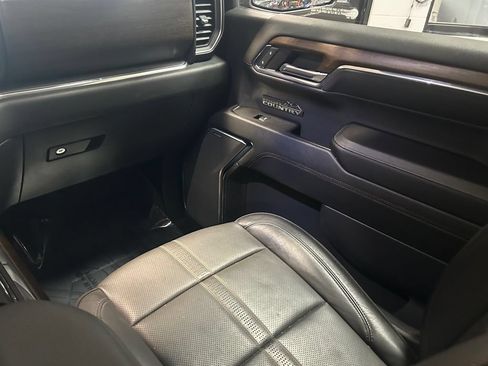 Used 2024 Chevrolet Silverado 1500 High Country w/ Technology Package AWD/4WD image 20