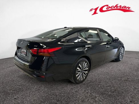 Used 2023 Nissan Altima 2.5 SV FWD image 24