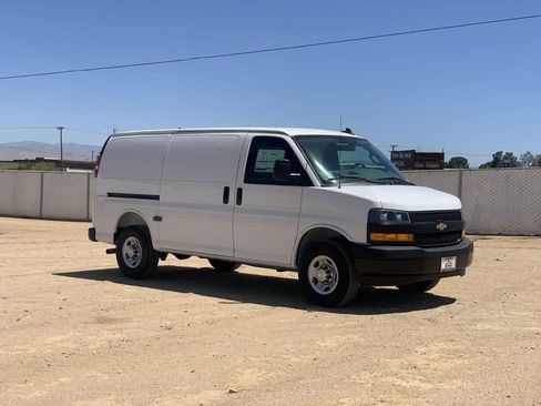 New 2026 Chevrolet Express 2500 w/ Driver Convenience Package RWD image 3