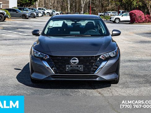 Used 2024 Nissan Sentra SV FWD image 11