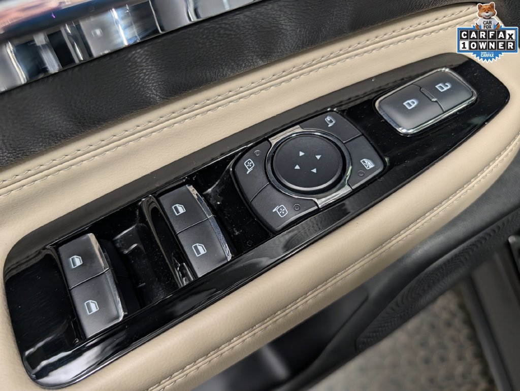 Used 2025 Lincoln Corsair Reserve AWD/4WD image 12