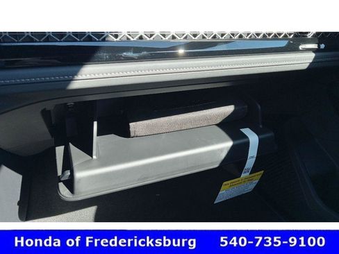 Used 2025 Honda Accord Sport image 27