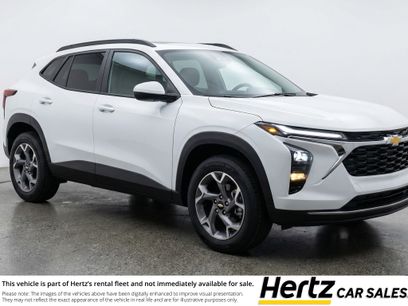Used 2025 Chevrolet Trax LT