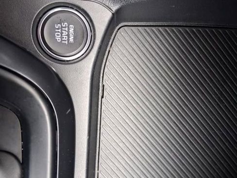 Used 2025 Kia K4 LXS image 25