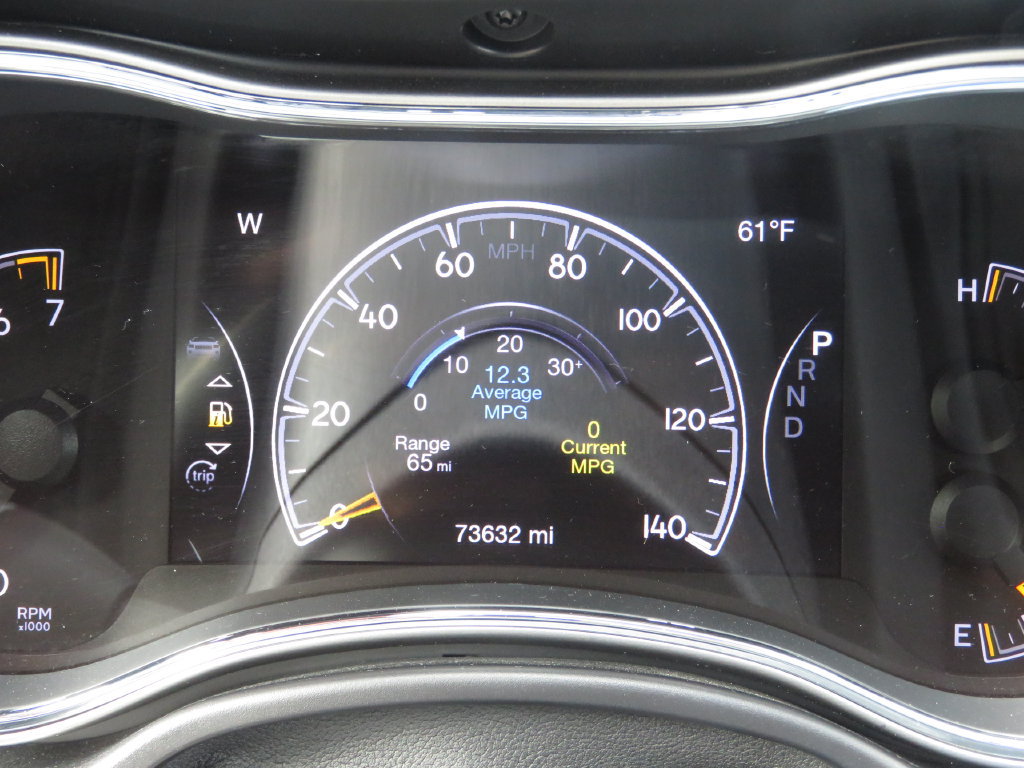 Used 2018 Jeep Grand Cherokee Altitude AWD/4WD image 21