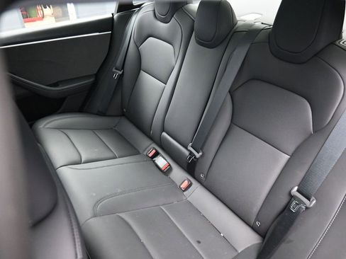 Used 2025 Tesla Model 3 Long Range image 19