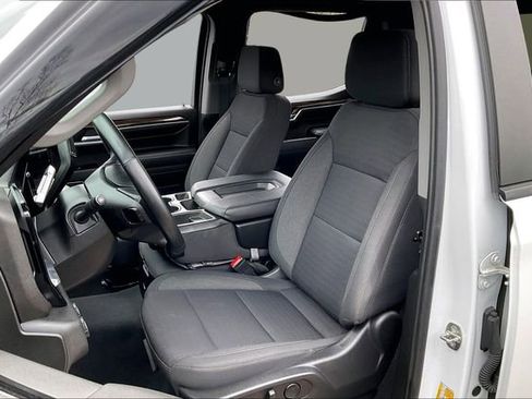 Used 2023 Chevrolet Silverado 1500 LT image 15