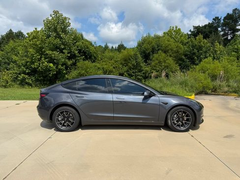 Used 2021 Tesla Model 3 Long Range AWD/4WD image 9