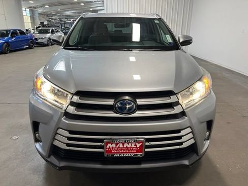 Used 2019 Toyota Highlander XLE AWD/4WD image 8