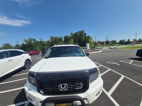Used 2012 Honda Ridgeline Sport image 3