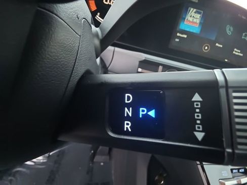 Used 2025 Hyundai Santa Fe SE image 37