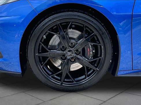 Used 2023 Chevrolet Corvette Stingray Preferred Conv w/ Z51 Performance Package RWD image 10