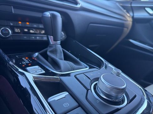 Used 2022 MAZDA CX-9 Touring image 19
