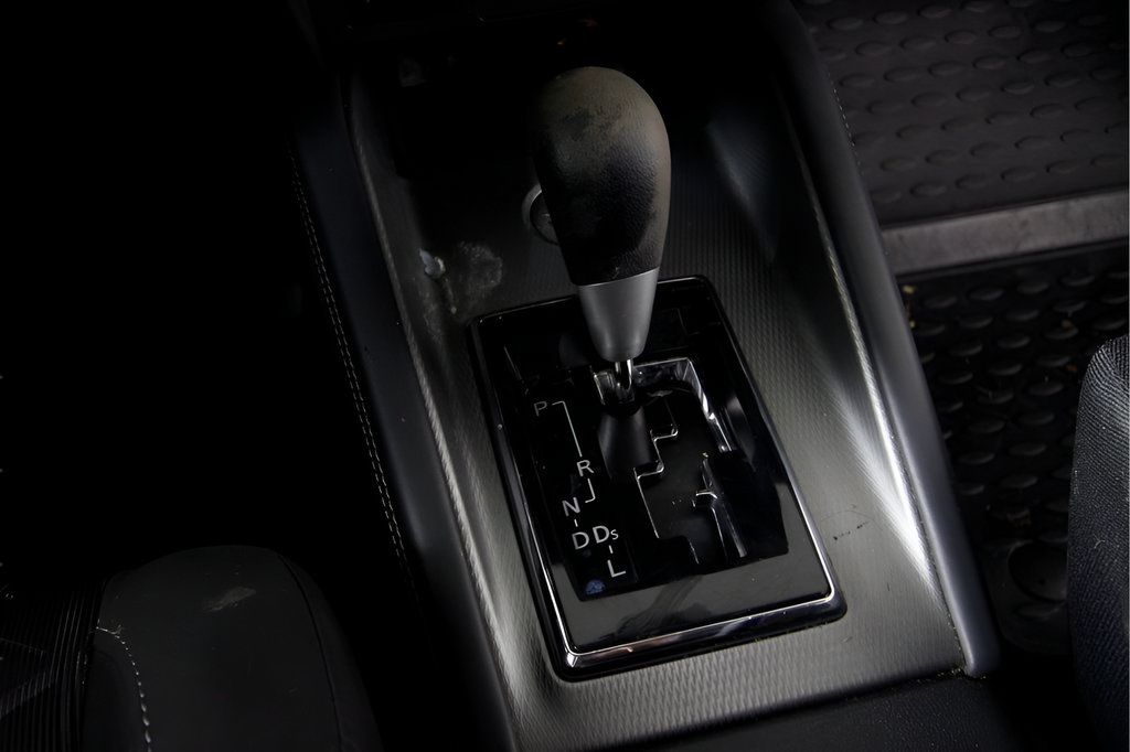Used 2022 Mitsubishi Outlander Sport ES FWD image 29
