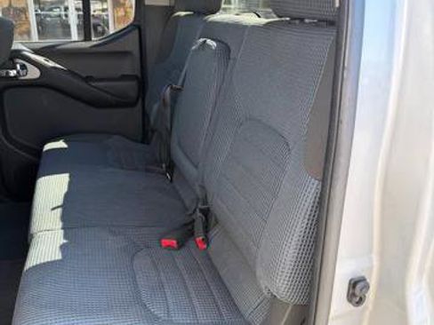 Used 2006 Nissan Frontier NISMO image 5