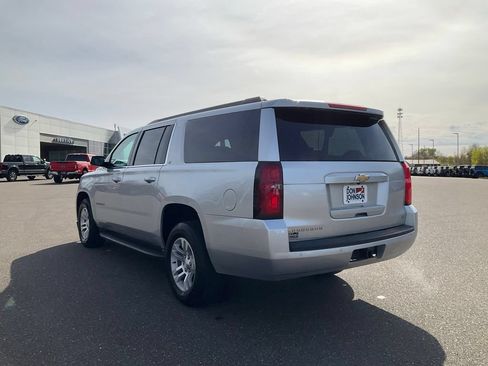 Used 2018 Chevrolet Suburban LT AWD/4WD image 31