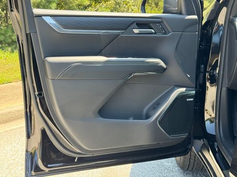 New 2026 GMC Acadia Elevation w/ Super Cruise Package image 17