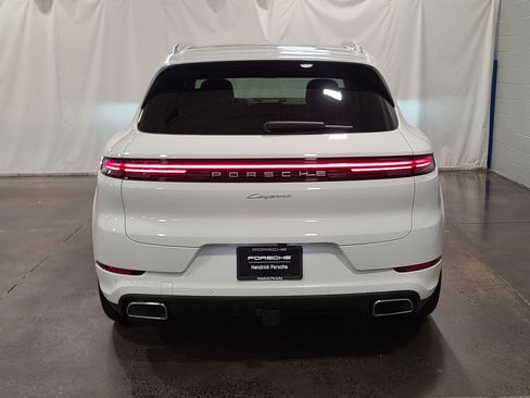 New 2026 Porsche Cayenne image 6