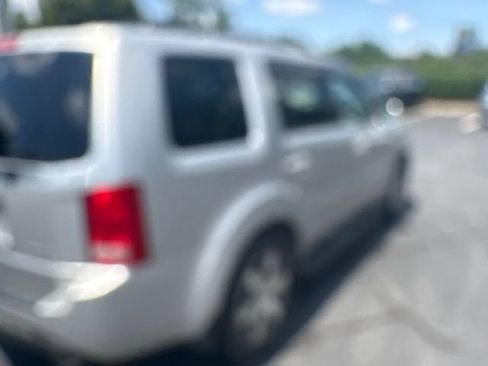 Used 2015 Honda Pilot Touring image 8