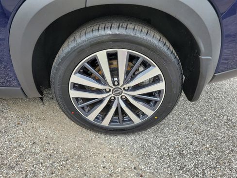 Certified 2022 Nissan Pathfinder Platinum w/ Cargo Package image 8