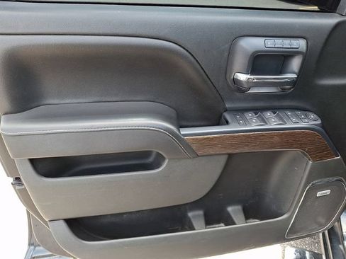 Used 2017 GMC Sierra 1500 Denali AWD/4WD image 9