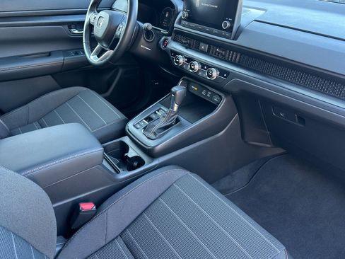 Used 2025 Honda CR-V Sport image 19