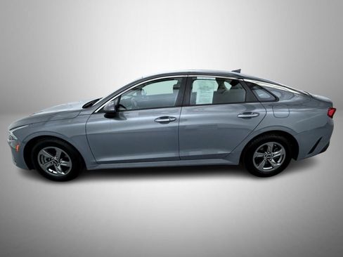 Used 2023 Kia K5 LXS FWD image 8