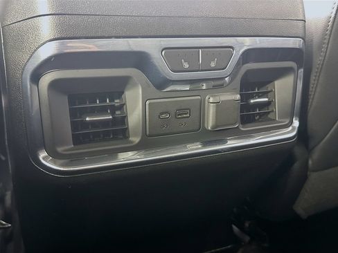 Used 2021 GMC Sierra 2500 SLT w/ SLT Premium Package AWD/4WD image 32