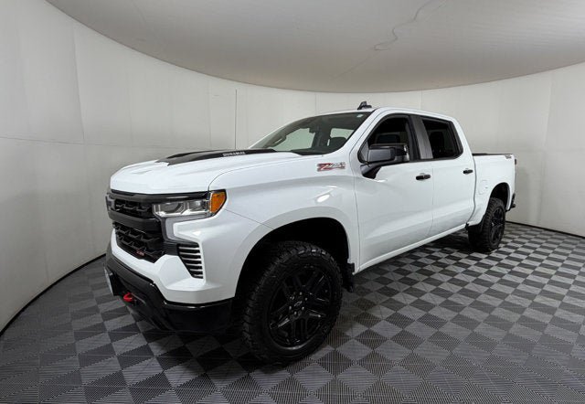 Certified 2025 Chevrolet Silverado 1500 LT Trail Boss AWD/4WD image 2