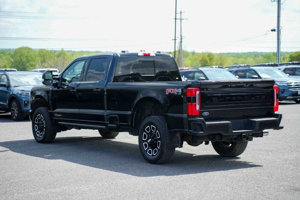 Used 2025 Ford F250 Platinum AWD/4WD image 7